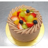 彩り果実のデコレーション(チョコ生クリーム)写真は直径12cm